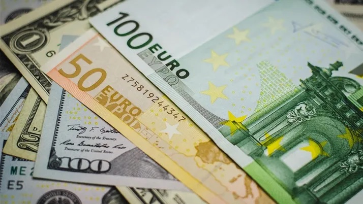 Dolar ve euro haftaya nasıl başladı?